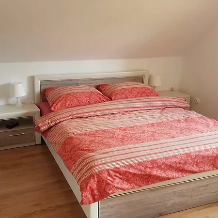 Dom Majowka Stezyca (Kartuzy)