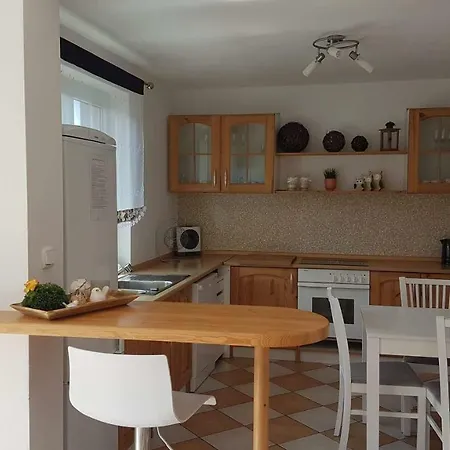 Dom Majowka Holiday home *